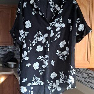 SHEIN WOMENS TOP SIZE XL